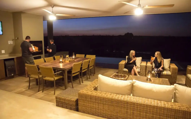 Jacana River Lodge