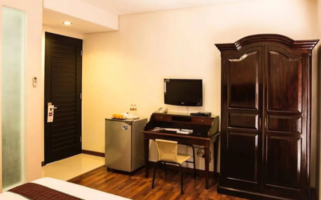 Arimbi Pejaten Suites