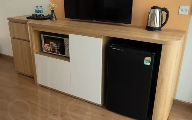 Moonlit Suites Hotel