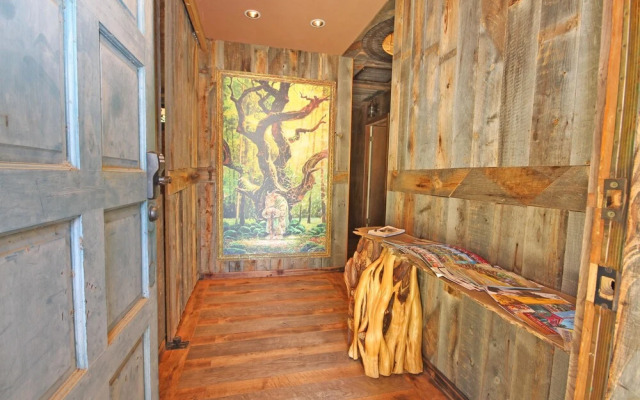 Lucky Goat House by RedAwning