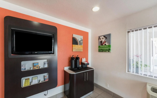 Motel 6 Del Rio, TX