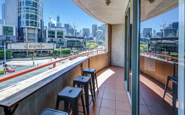 Southbank Tower Apartments