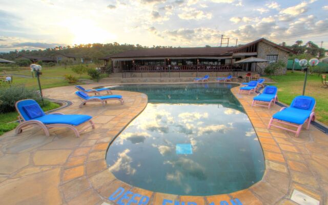 Naivasha Kongoni Lodge - Lakefront Getaway