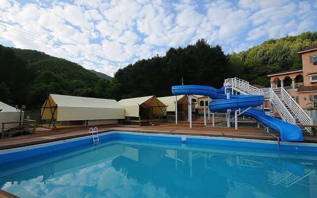 Miallet Pension and Glamping