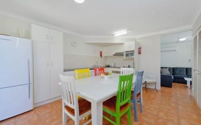 Beach House Holiday Apartments