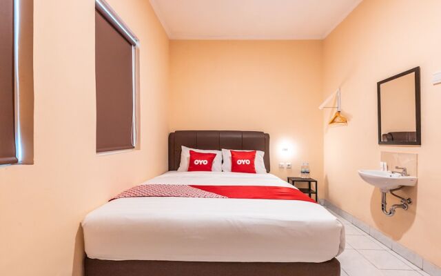 Pavilio Residence by OYO Rooms