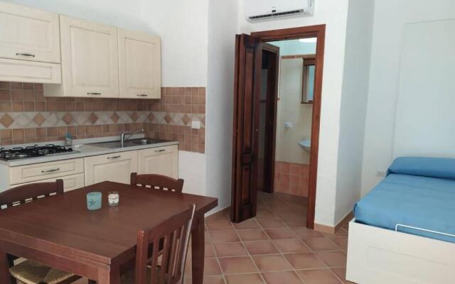 TINY HOUSE (con piscina e wi-fi)