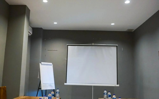 Pantes Hotel  Simpang lima Semarang