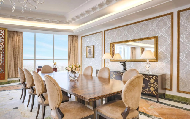 Dusit Hotel & Suites Doha