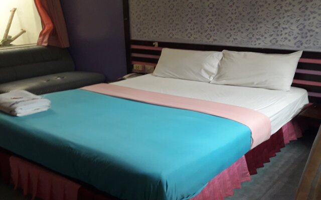 Lopburi Garden Resort