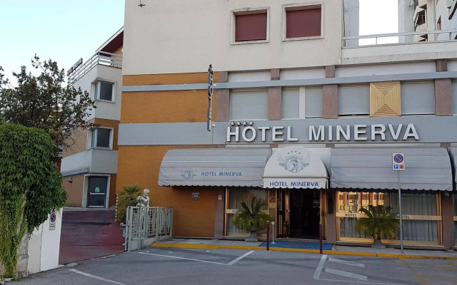 Hotel Minerva