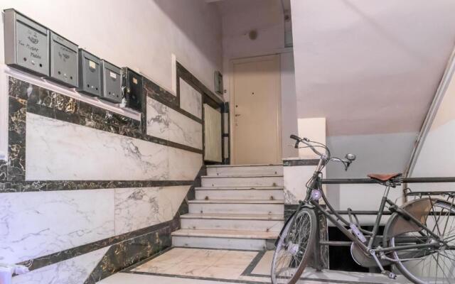CHÂTEAU: Upscale Suites in Bucharest's Historical Center!
