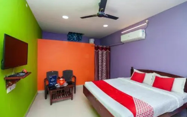 Auro Residency by OYO Rooms