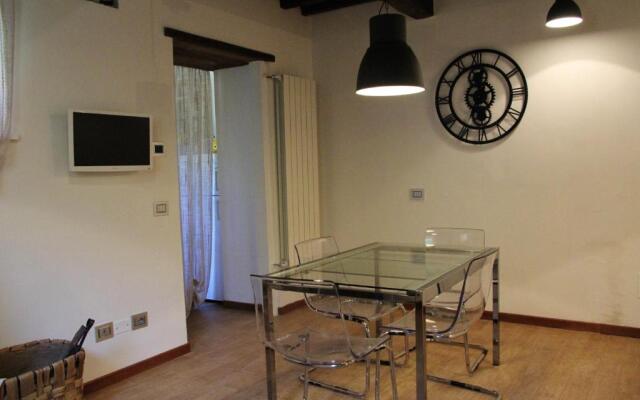 Villa with 2 bedrooms in Pietrasanta with wonderful mountain view private pool enclosed garden 7 km from the beach