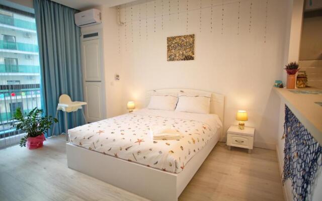 Seashell Studio Mamaia
