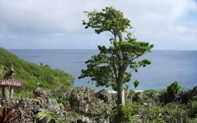 Clifftop Fale