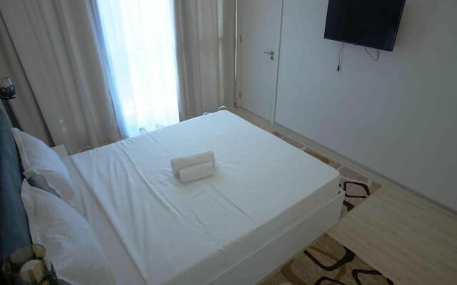 Leo Group Apartment 25-04 Elegance Batumi