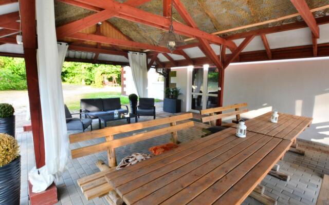 Holiday villa 470 sqm, garden 5000 sqm, Swiecianowo