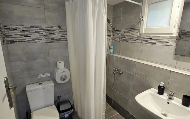 Room-pleasure Room 3 By The Sea