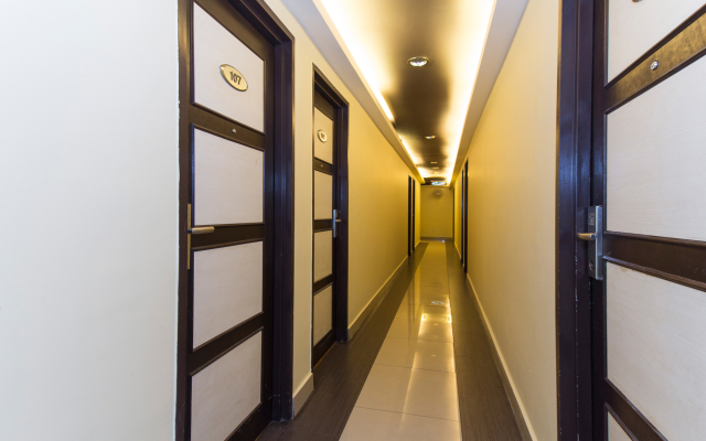 OYO 431 Hotel De Grand Orchard