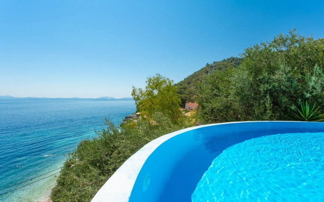Beach villa Aetos kaminaki Nissaki