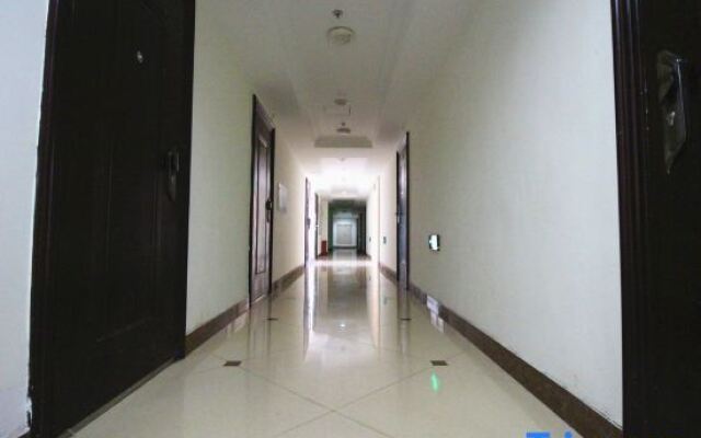 Yingkou Four Seasons Seascape Apartment