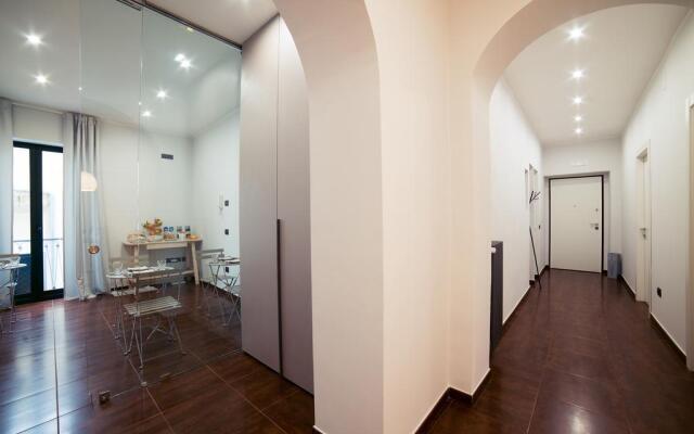 Glam House