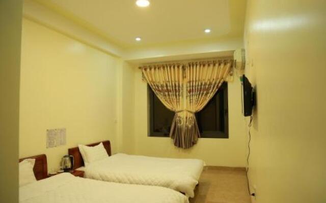 Phu Minh Hotel - Hostel