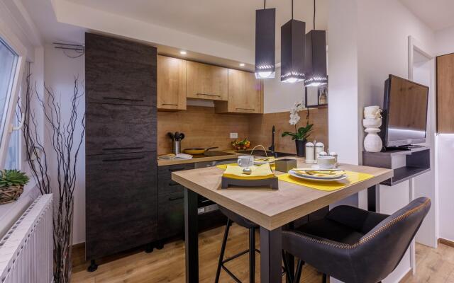 Colorful - Modern Apartments - SA1 Zuti