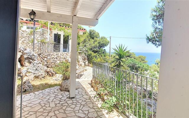 Dis004 in Marittima With 4 Bedrooms and 3 Bathrooms