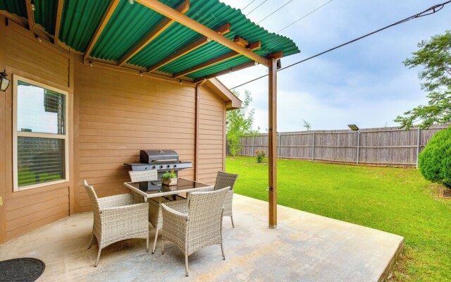 Private Yard & Grill: Greenville Vacation Rental
