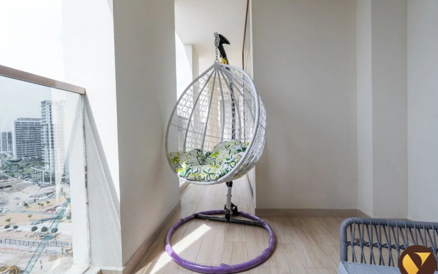 Elegant 2BR Canal View Near Dubai Mall