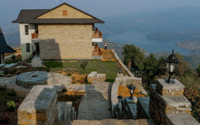 Rupakot Resort