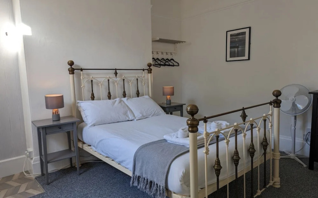 Dover Town Rooms