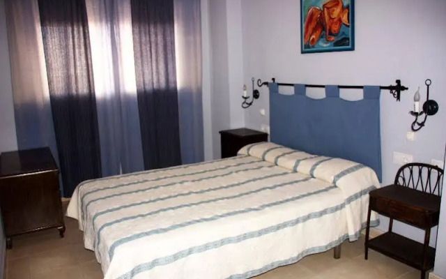 Apartamentos Playa Romana 3000