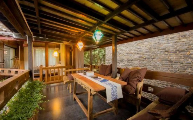 Shuhe Wisteria Inn Lijiang