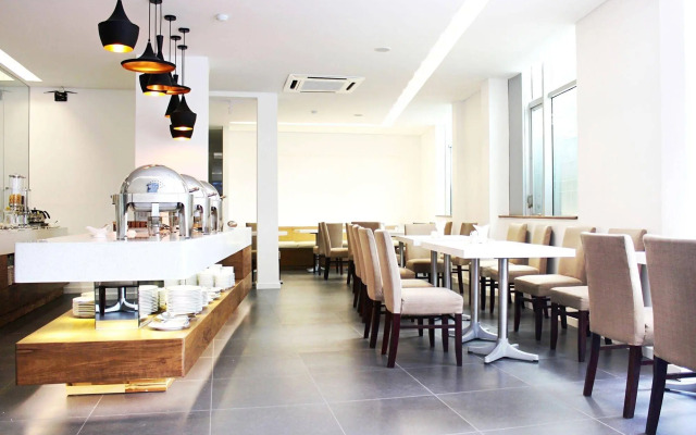 Liberty Hotel Saigon Greenview
