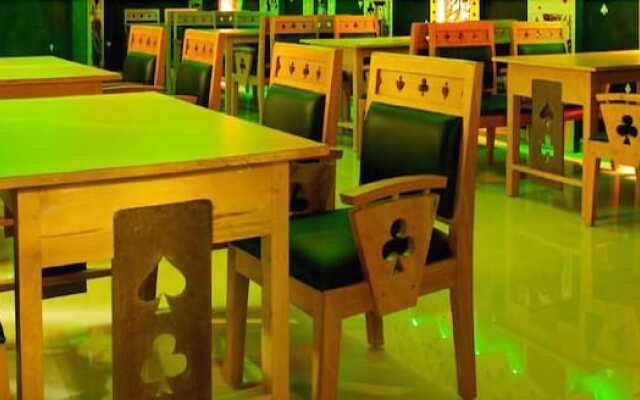 Hotel Kabani International
