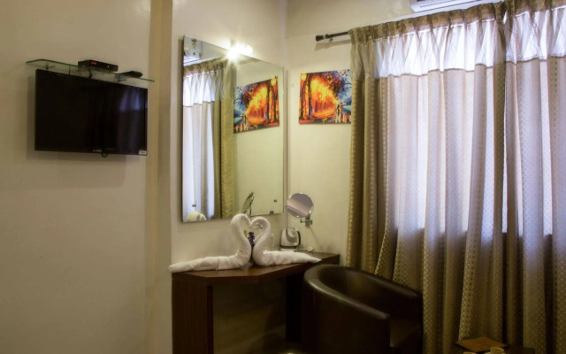 Aishwarya Suites