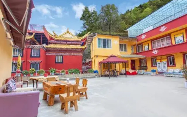 Kangding Yizhuo Homestay