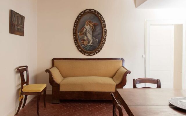 Villa Lucia Laglio with private lake access