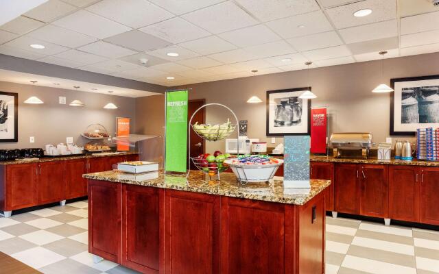 Hampton Inn & Suites Poughkeepsie