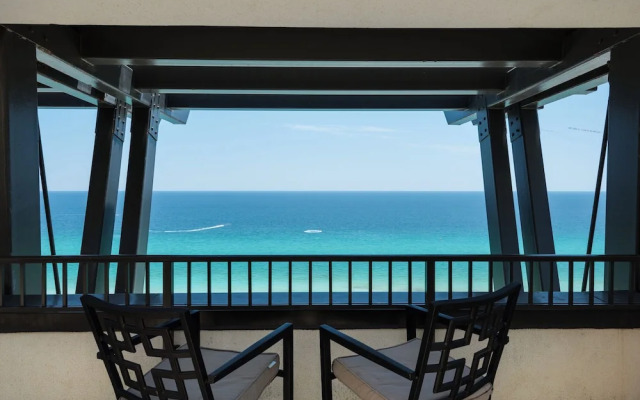 Warm and Inviting 1 Bd 1 Ba Condo With Breathtaking Gulf Views