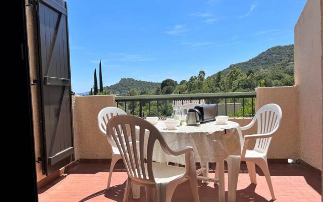 Appartement Le Lavandou, 2 pièces, 4 personnes - FR-1-251-417