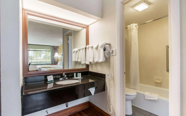 Quality Inn Boca Raton University Area