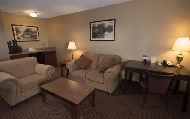 Moberly Inn And Suites