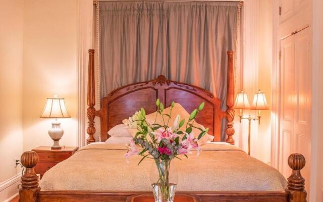 Justine Inn Savannah