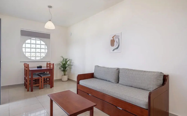 Artemis Apartments