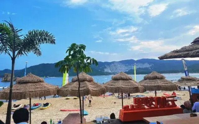 Sanya cloud sail dream homestay