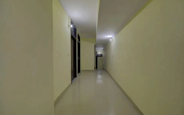 Kamal Palace By OYO Rooms
